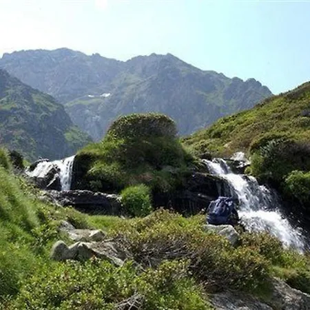 T2 Pour 6 Avec Terrasse, Piscine Couverte Et Parking A - Fr-1-404-275 *